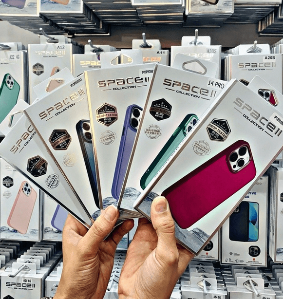 🔥 Kit com 50 Capinhas Space – Colorida ou Transparente Proteção Moderna| Ideal para Revenda